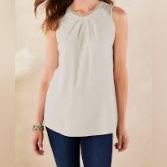 Soft Surroundings Teagan Tunic Tank in White size small. - Picture 5 of 5